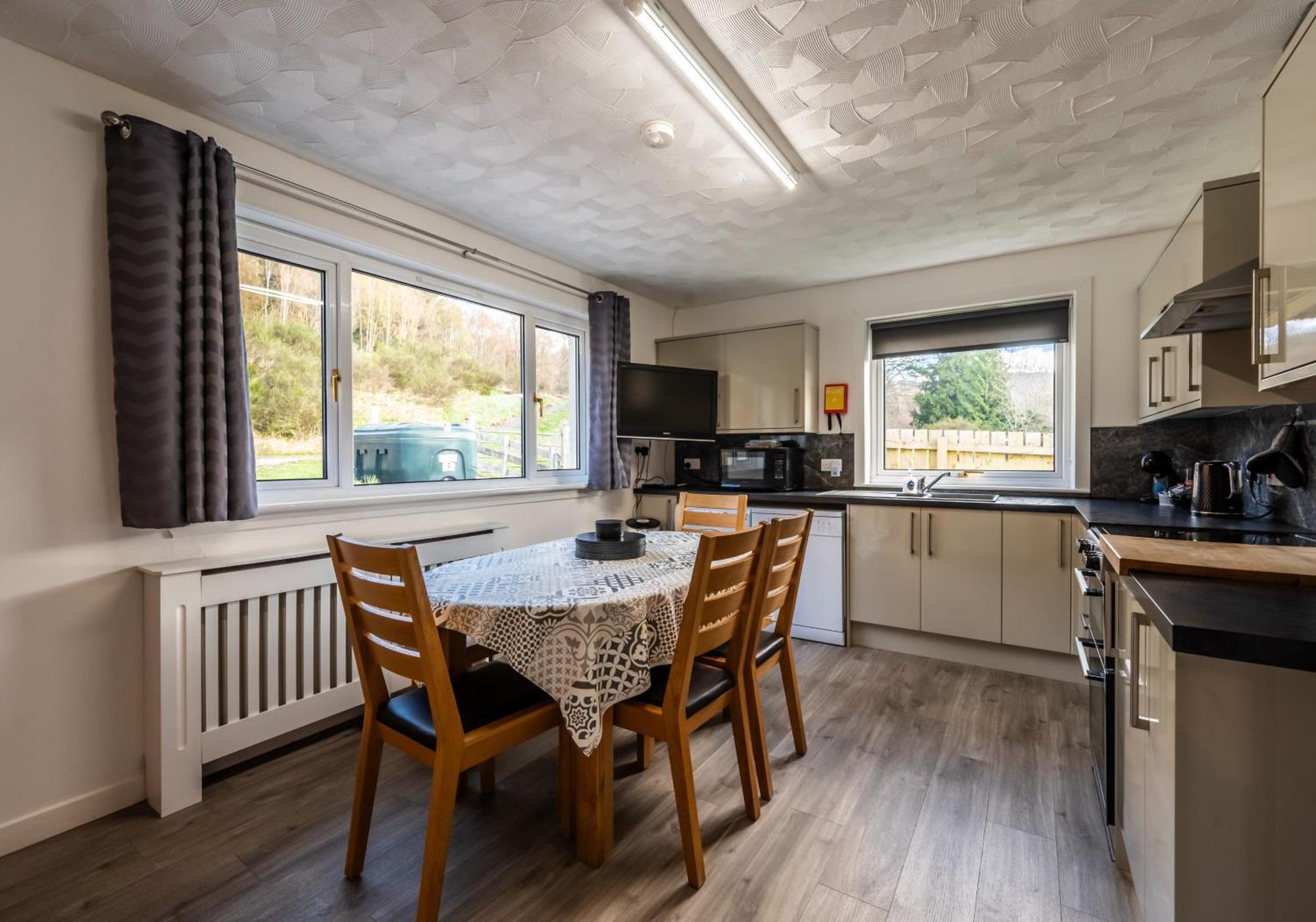 Loch Ness Cottage Форт Аугустус Экстерьер фото
