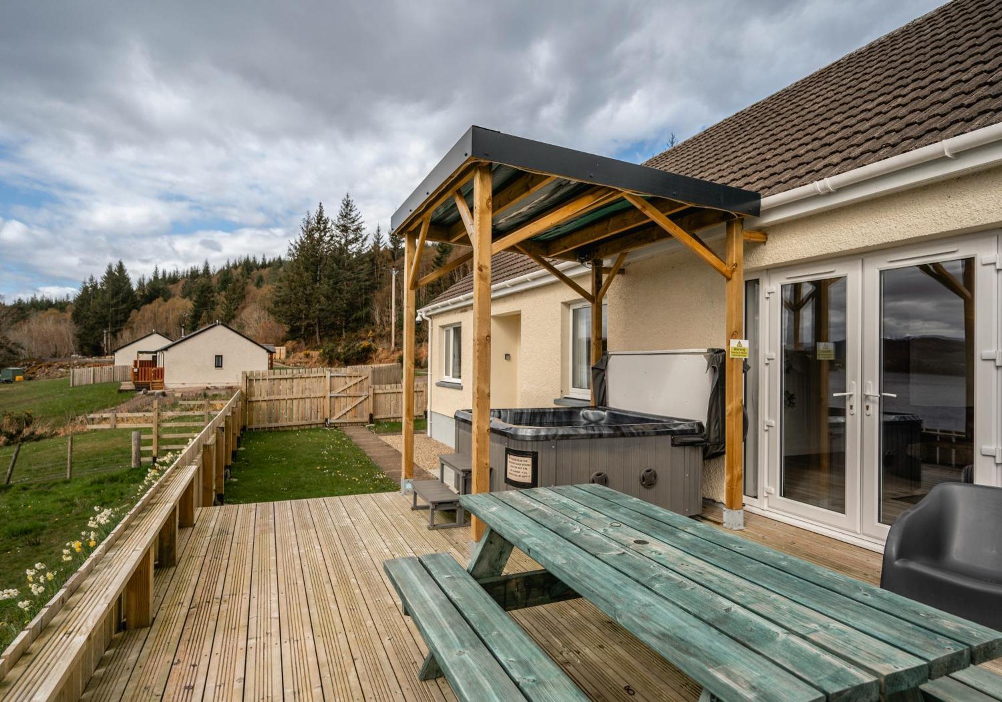 Loch Ness Cottage Форт Аугустус Экстерьер фото